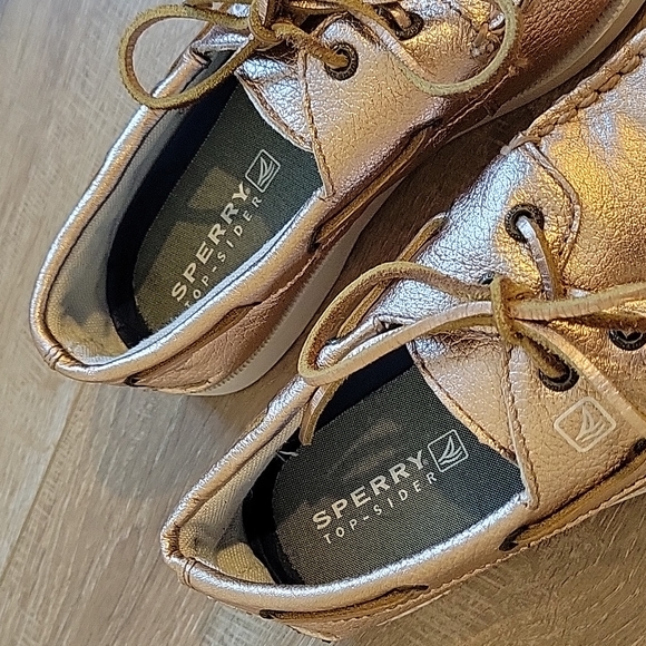 GUC Girls Sperry rose gold boat shoes size 1.5 - Picture 3 of 6